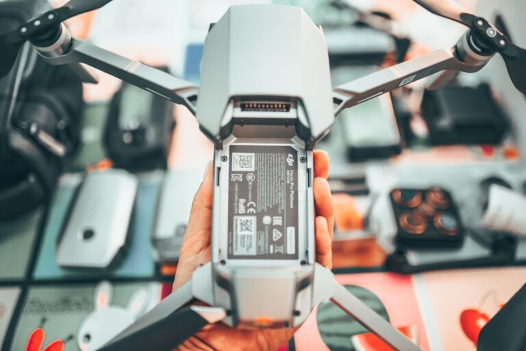 Tiny Whoop Batteries Explained: Which 1S Packs to Buy, Connectors, and How Many You Need Small quadcopter drone